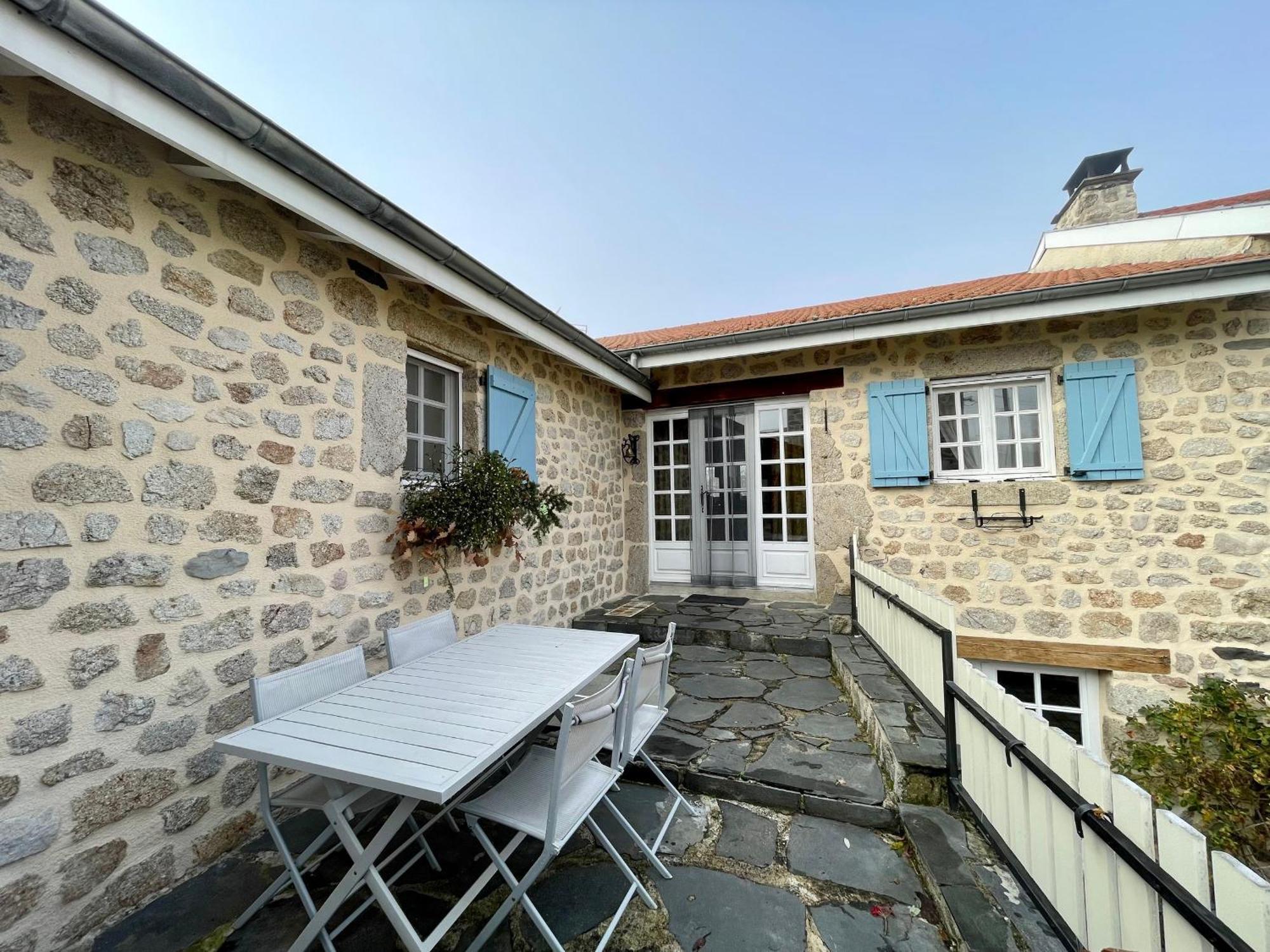 Gite Familial Avec Terrasse Proche Chateaux, Lac, Et Parcours Aventure - Fr-1-582-174 Saint-Maurice-de-Lignon Bagian luar foto